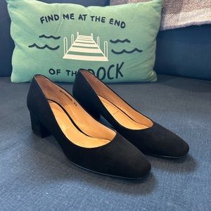 Size 39 Ron White Black Suede Block Heels New